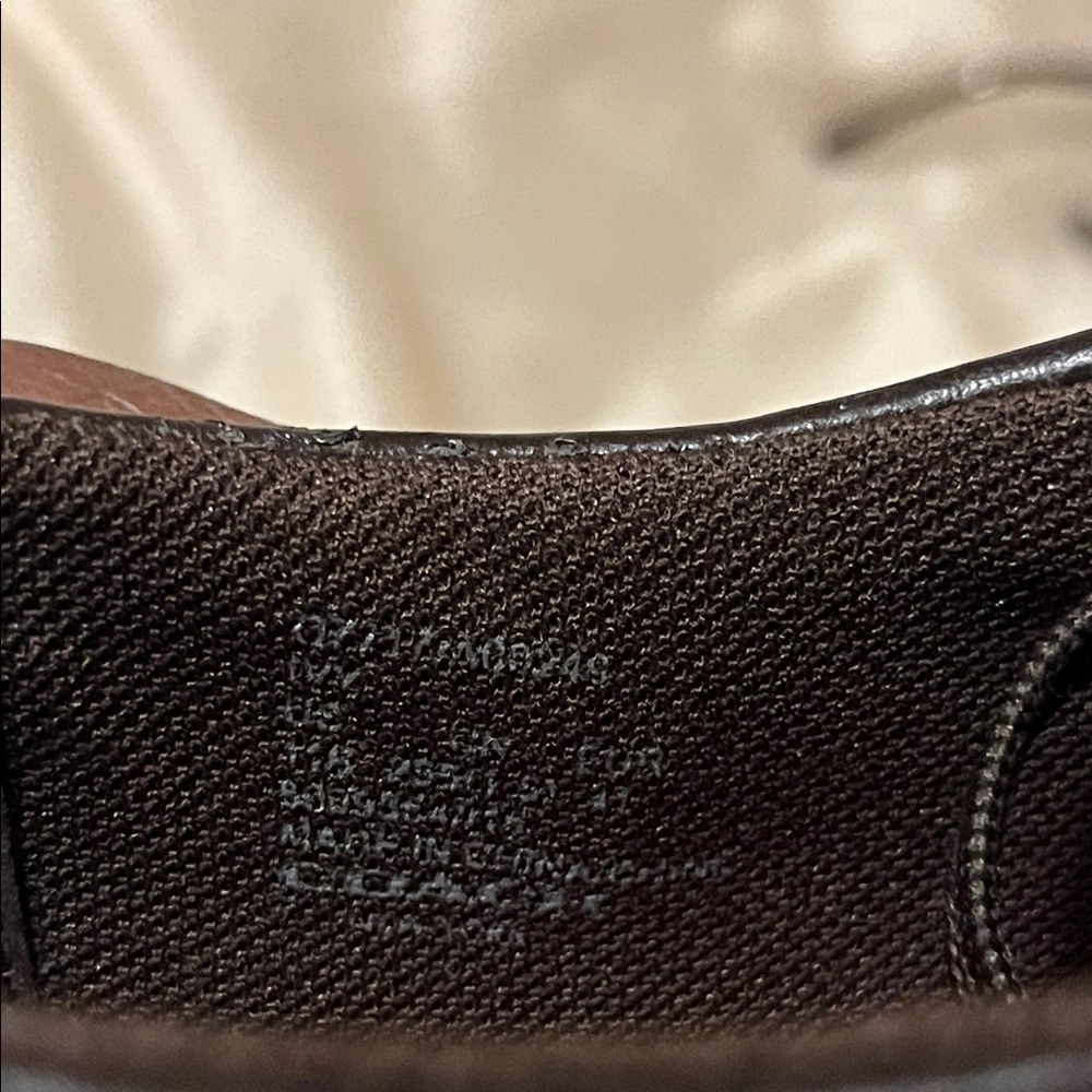 COACH Women's Stylish Brown and Black Shoes - Picture 12 of 12